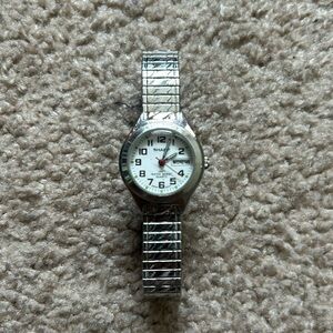 Sharp vintage silver watch unisex fits a small-medium‎ sized wrist